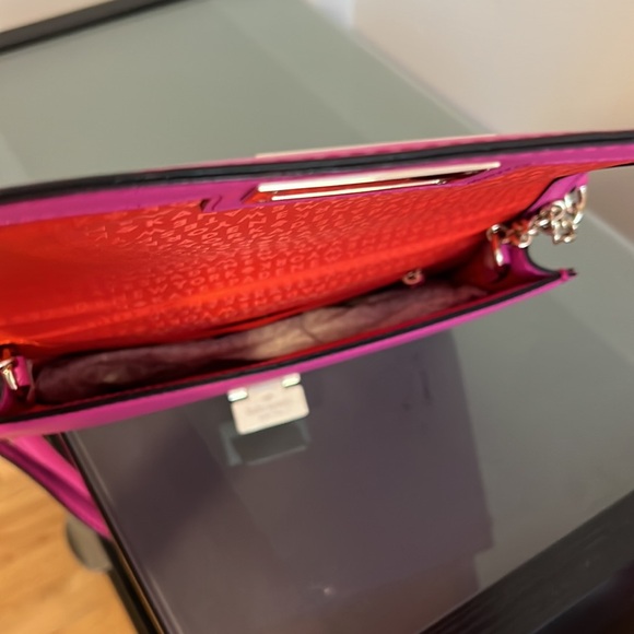 Bubblegum Pink Kate Spade Crossbody Bag - Picture 3 of 3